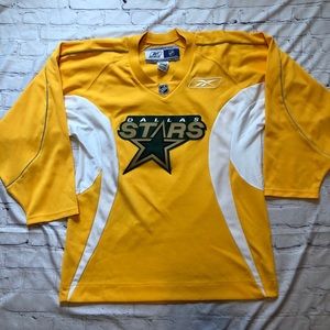 Vintage Dallas Stars NHL jersey Medium